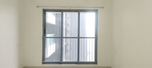 Master Bedroom in 2 BHK Apartment at Kalpataru Elitus, Mulund West – for Rent