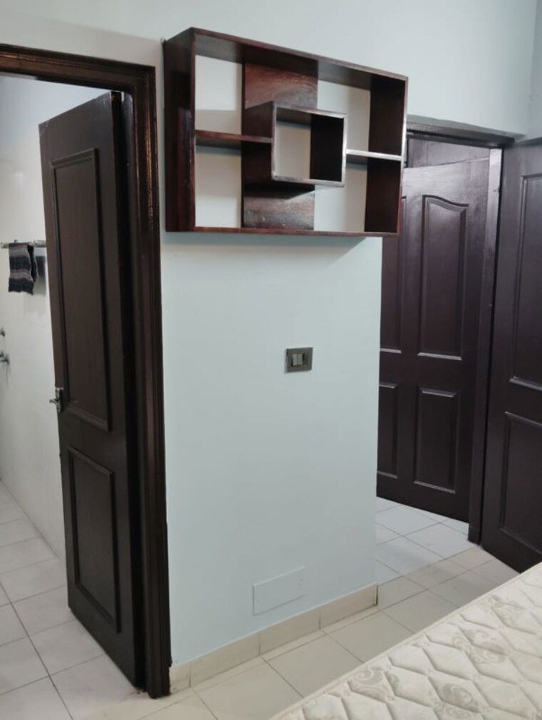 Kitchen, mittal-cosmos-executive-apartment 1 Bedroom 450 Sq.Ft. Apartment In Sector 2 Gurgaon 10696065