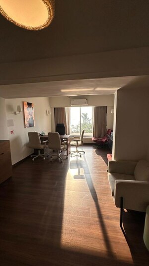 Living Room in 6 BHK Villa at Sea Palace, Juhu – for Sale