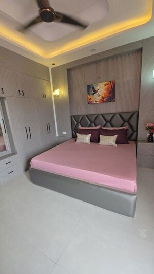Living Room in 3 BHK Builder Floor at Chipiyana Buzurg – for Sale