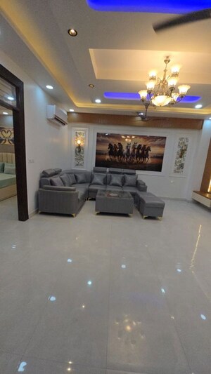 Living Room in 3 BHK Builder Floor at Chipiyana Buzurg – for Sale