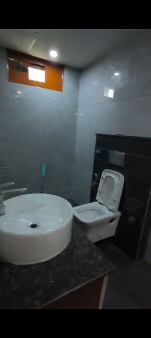 Bathroom in 4 BHK Builder Floor at Green Fields Colony – for Rent