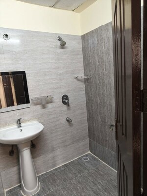 Bathroom in 4 BHK Apartment at H R Buildcon Elite Homz, Sector 77 – for Rent