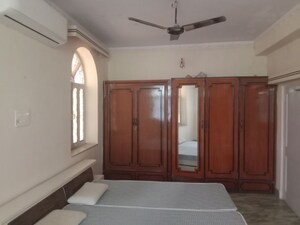 Bedroom in 2 BHK Builder Floor at Shastri Nagar – for Rent