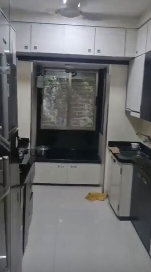 Kitchen in 3.5 BHK Apartment at Mulund West – for Rent