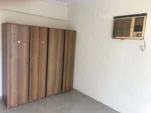 Room in 3 BHK Apartment at Mahaavir Rachana, Cbd Belapur Sector 15 – for Rent