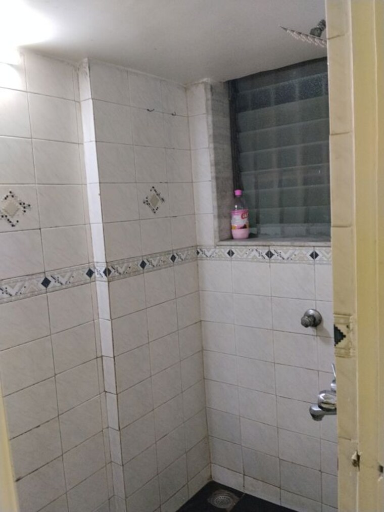 Bathroom, dosti-estates 1 Bedroom 370 Sq.Ft. Apartment In Wadala East Mumbai 10696180