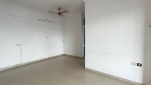 Room in 3 BHK Apartment at Nirmal Lifestyle Turquoise, Mulund West – for Rent