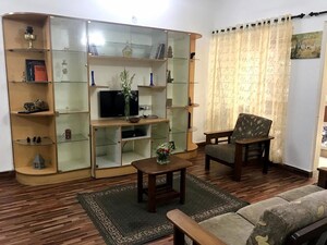 Living Room in 2 BHK Apartment at Sindhi Colony Ulsoor, Halasuru – for Rent