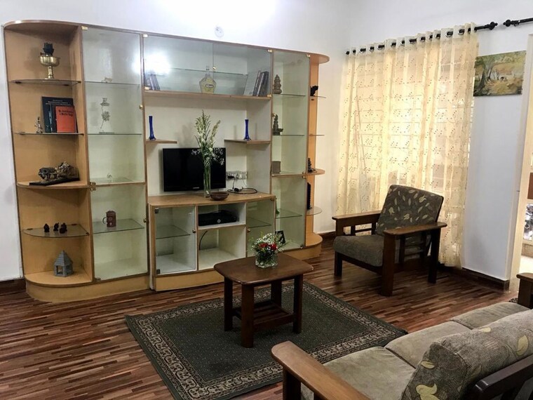 Living Room, sindhi-colony-ulsoor 2 Bedroom 1000 Sq.Ft. Apartment In Halasuru Bangalore 10696179