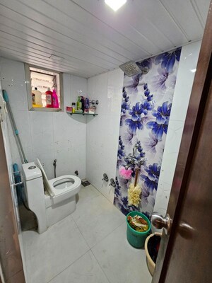 Team Area in 3 BHK Apartment at Dattvilla CHS, Lalbaug – for Rent