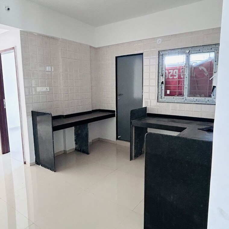 Kitchen, mohan nagar co op society 3 Bedroom 1550 Sq.Ft. Apartment In Mohan Nagar Co Op Society Pune 10696199