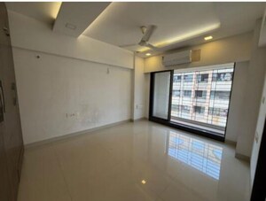 Room in 2.5 BHK Apartment at Our Home CHS, Andheri West – for Sale