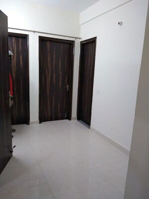 Room in 2 BHK Independent House at Sector 10a – for Rent