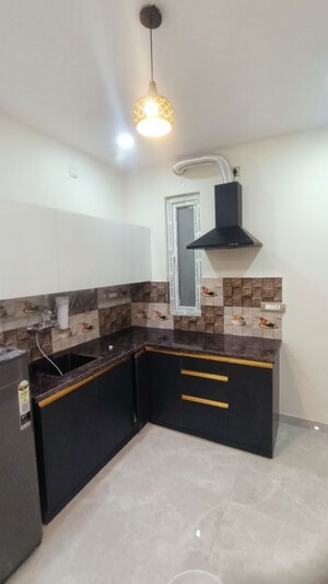 Kitchen in 1 BHK Builder Floor at Sector 14 – for Rent