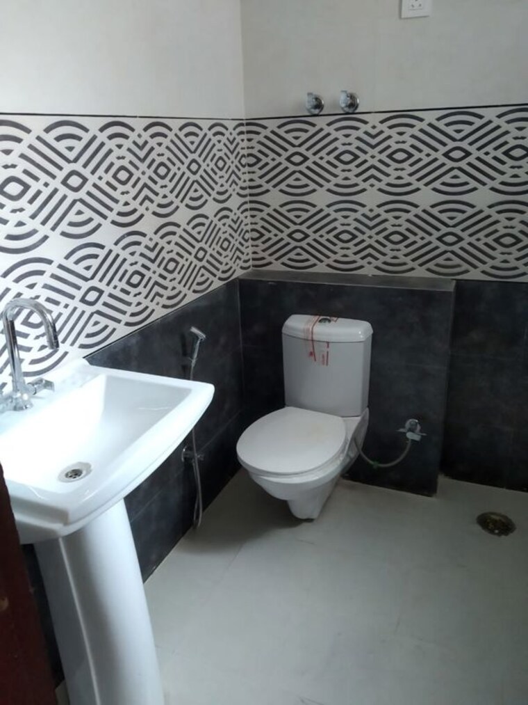 Team Area, sector 10a 2 Bedroom 1616 Sq.Ft. Independent House In Sector 10a Gurgaon 10696227