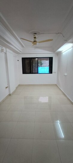 2 BHK Apartment For Rent in Borivali West