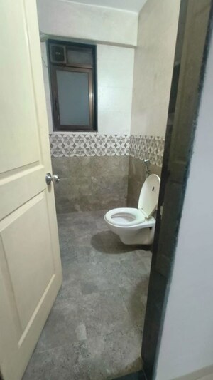 Bathroom in 3 BHK Apartment at Pruthvi Tulsi Niwas, Santacruz East – for Sale