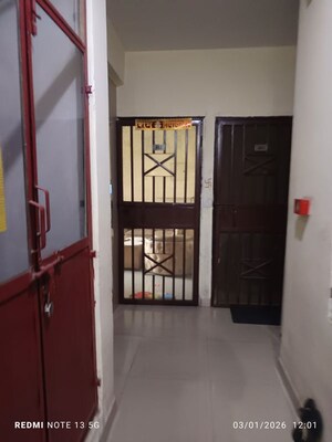 Room in  Apartment at Ballabhgarh – for Sale