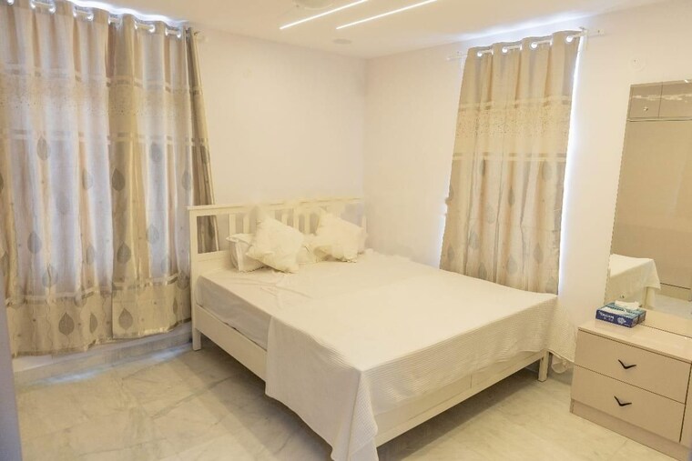 Bedroom, aditya-empress-towers 3 Bedroom 2700 Sq.Ft. Apartment In Shaikpet Hyderabad 10696315