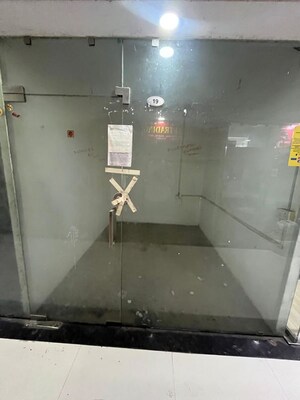 Bathroom in  Shop at Vesu – for Sale