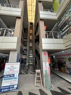  Shop – Exterior View View at Vesu - for Sale