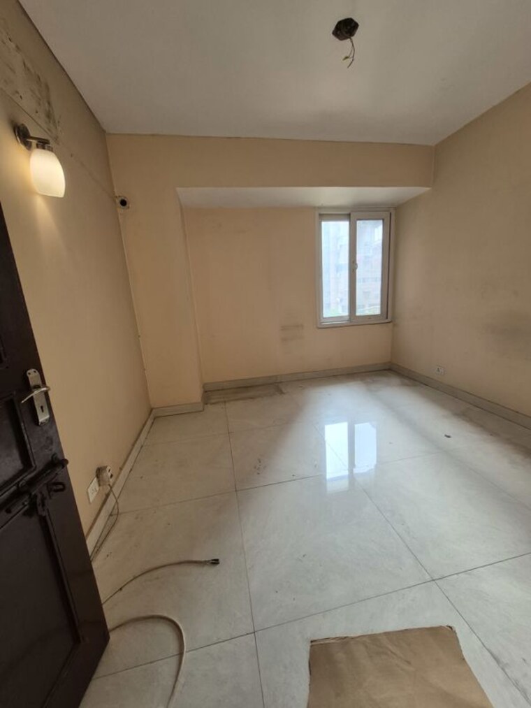 Bathroom, mayur vihar 3.5 Bedroom 1250 Sq.Ft. Apartment In Mayur Vihar Delhi 10696325