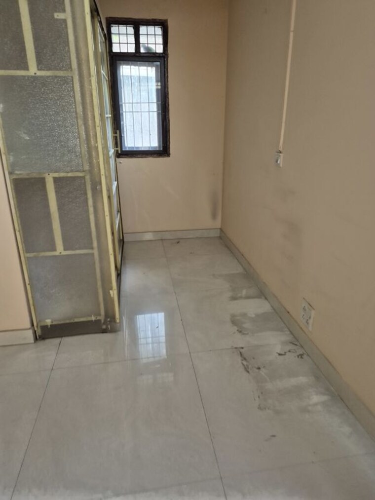 Kitchen, mayur vihar 3.5 Bedroom 1250 Sq.Ft. Apartment In Mayur Vihar Delhi 10696325