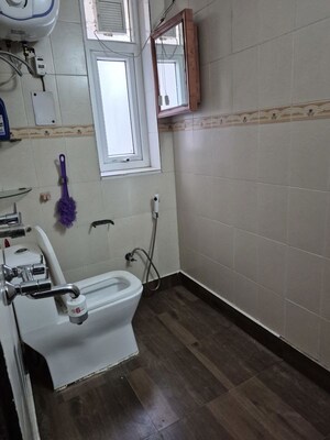 Bathroom in 3.5 BHK Apartment at Mayur Vihar – for Sale