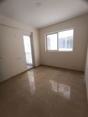 Room in 3 BHK Builder Floor at Signature Global Park 4 and 5, Sohna Sector 36 – for Rent