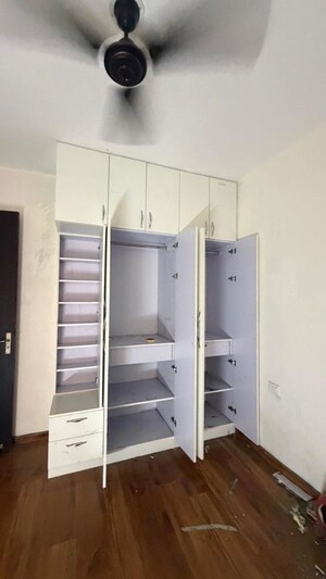 Furnished Amenities in 3 BHK Builder Floor at Signature Global Park 4 and 5, Sohna Sector 36 – for Rent