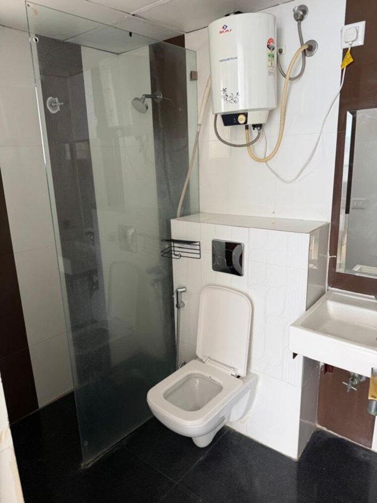 Bathroom, jain-avalon 3 Bedroom 1975 Sq.Ft. Apartment In Koramangala Bangalore 10696355
