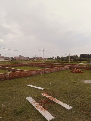 Plot Area in  Plot at Aliya Mau – for Sale