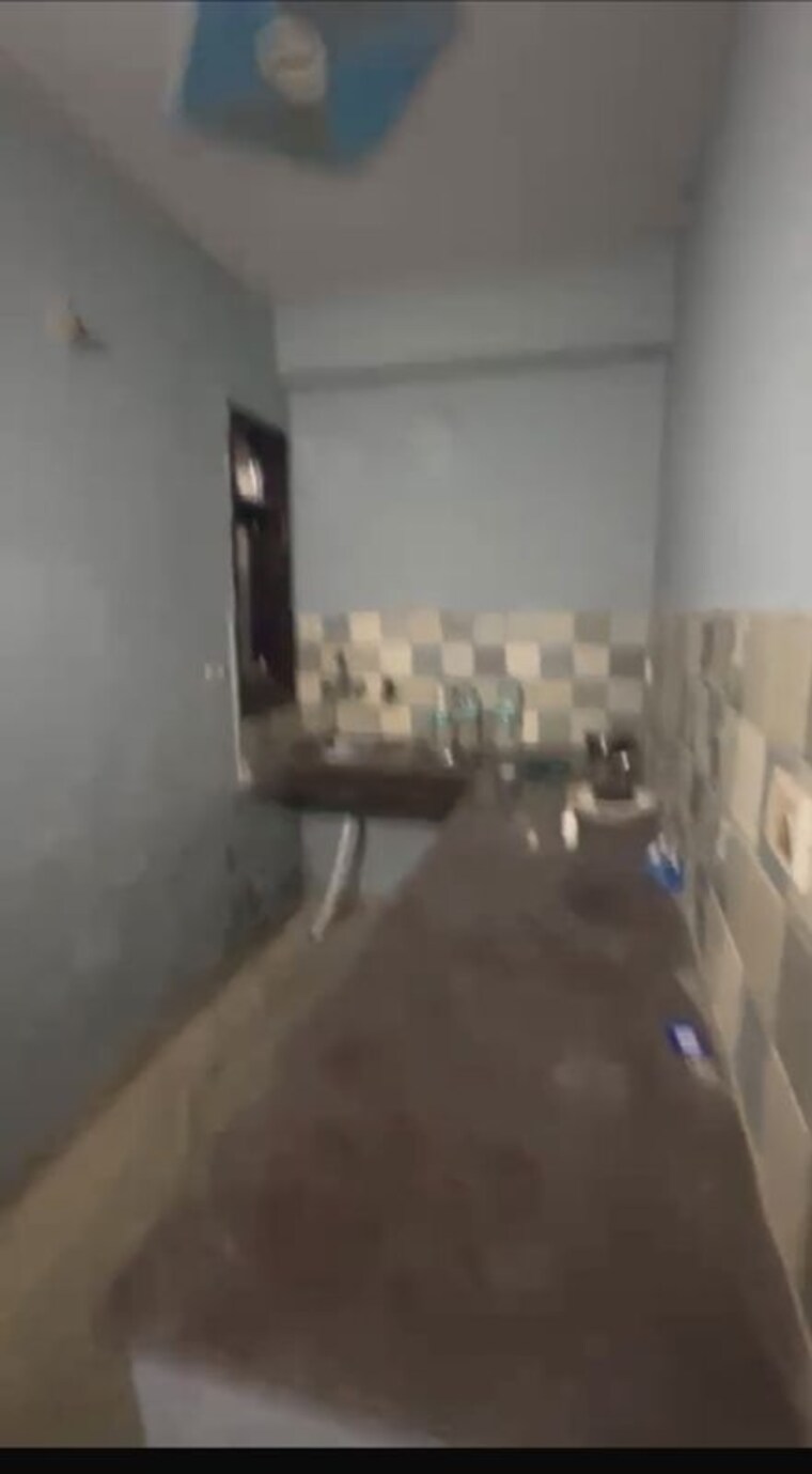 Kitchen, mohan garden 1.5 Bedroom 60 Sq.Yd. Builder Floor In Mohan Garden Delhi 10696372