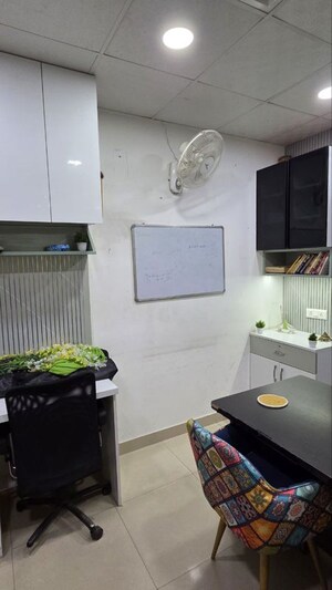 Team Area in 2.5 BHK Apartment at Apex The Florus, Vasundhara Sector 16 – for Sale