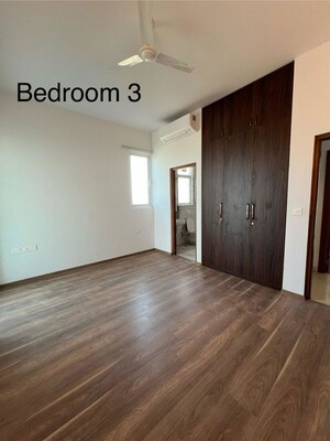 Room in 3 BHK Apartment at Conscient Hines Elevate, Sector 59 – for Rent