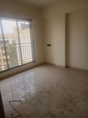 Room in  Office Space at Naupada – for Sale