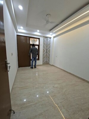 Room in 3 BHK Builder Floor at Chattarpur – for Sale