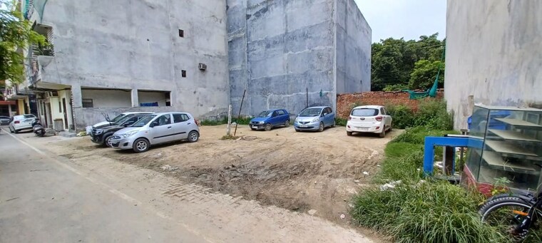  Parking, vasundhara 4 Bedroom 1950 Sq.Ft. Builder Floor In Vasundhara Ghaziabad 10696596
