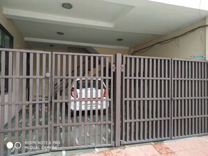 4 BHK Builder Floor – Exterior View View at Vasundhara - for Rent