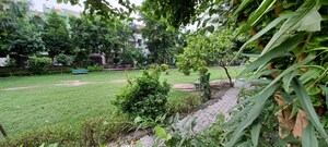 4 BHK Builder Floor – Garden View at Vasundhara - for Rent