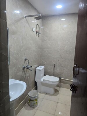 Bathroom in 4 BHK Builder Floor at Green Fields Colony – for Rent