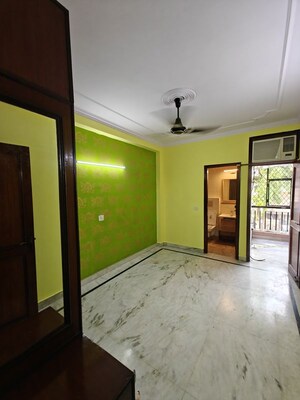 Room in 1 BHK Builder Floor at Khirki Extension – for Rent