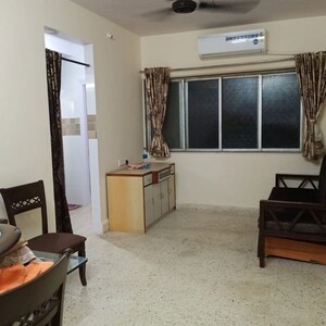 Living Room in 2 BHK Apartment at Sai Raj Garden, Kandivali West – for Rent
