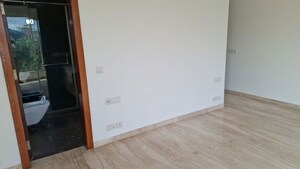 Room in 4 BHK Builder Floor at Vasant Vihar – for Rent
