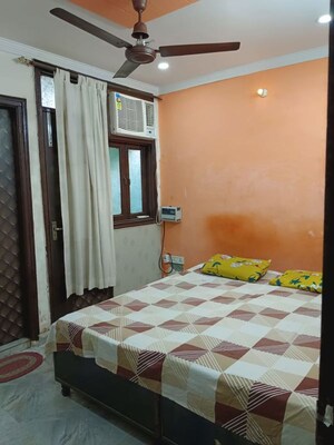 1 BHK Builder Floor For Rent in Khirki Extension