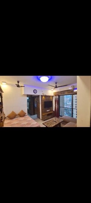 1.5 BHK Apartment For Sale in Hubtown Gardenia, Mira Road
