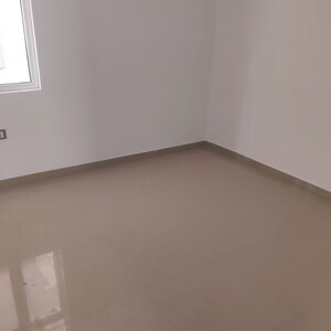 Room in 2 BHK Apartment at Signature Global Signum 37D, Sector 37d – for Rent