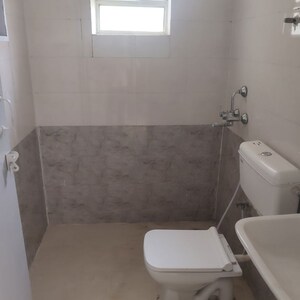Bathroom in 2 BHK Apartment at Signature Global Signum 37D, Sector 37d – for Rent