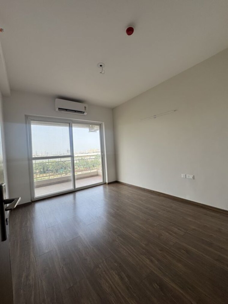 Master Bedroom, the-center-court 2.5 Bedroom 1565 Sq.Ft. Apartment In Sector 88a Gurgaon 10696714